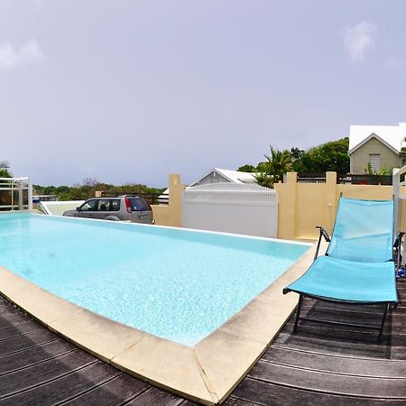 Petit Havre De Paix - Piscine Et Plage A Pied Le Gosier  Exterior photo