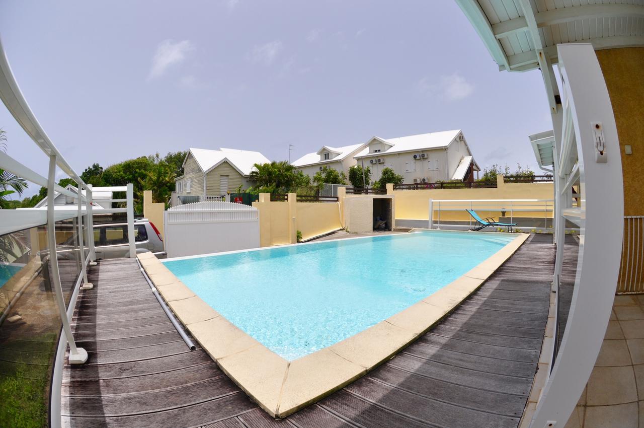 Petit Havre De Paix - Piscine Et Plage A Pied Le Gosier  Exterior photo
